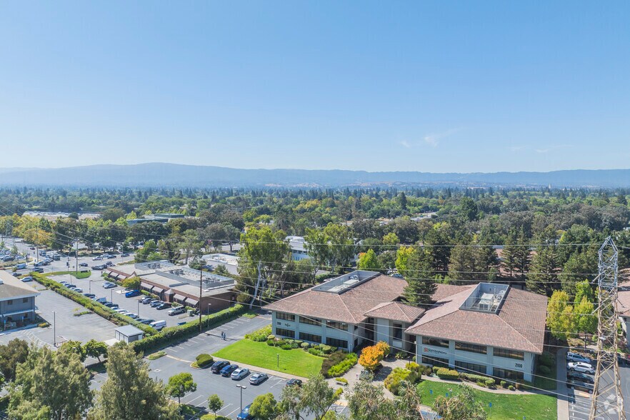 More Photos Of 2100 Geng Rd, Palo Alto Coworking Space