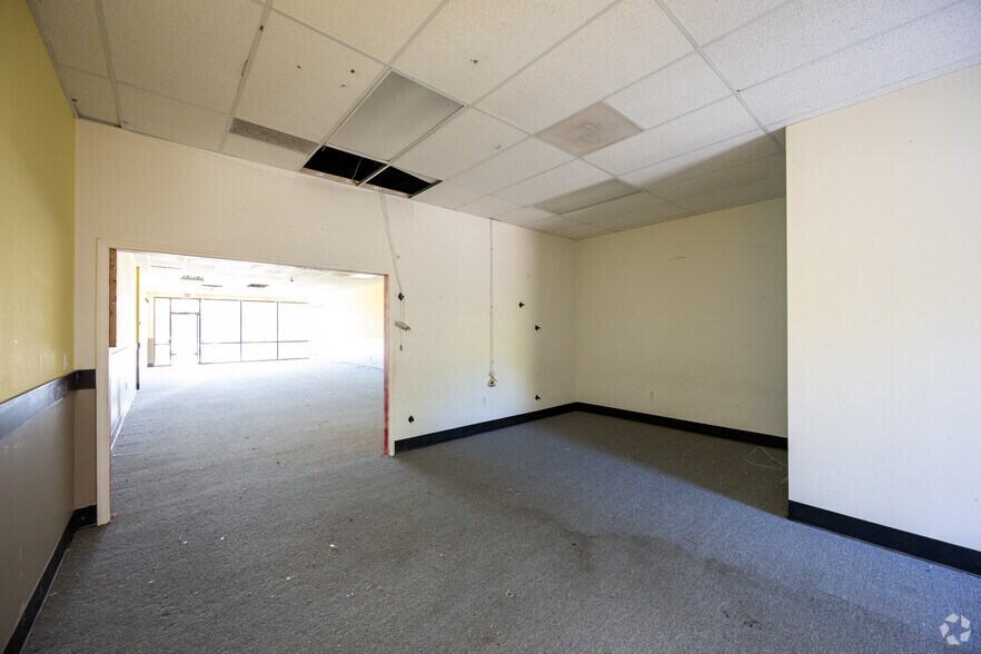 More Photos Of 11550 Jones Bridge Rd, Alpharetta Unknown For Lease