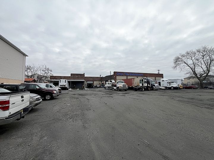 More Photos Of 488-500 Mulberry St, Newark Warehouse For Sale