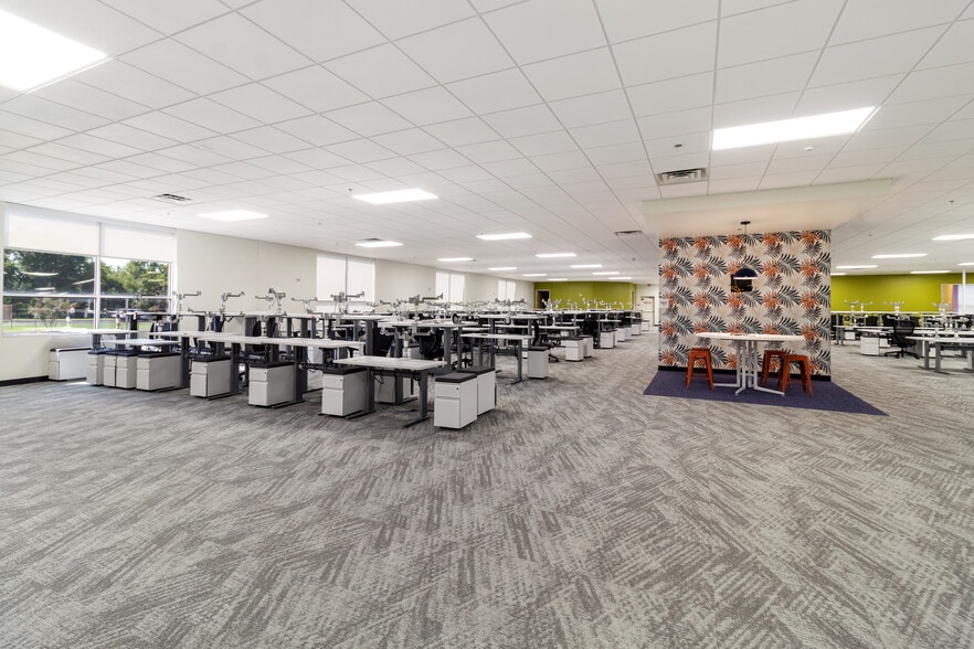 More Photos Of 3101 University Dr E, Bryan Loft Creative Space For Lease