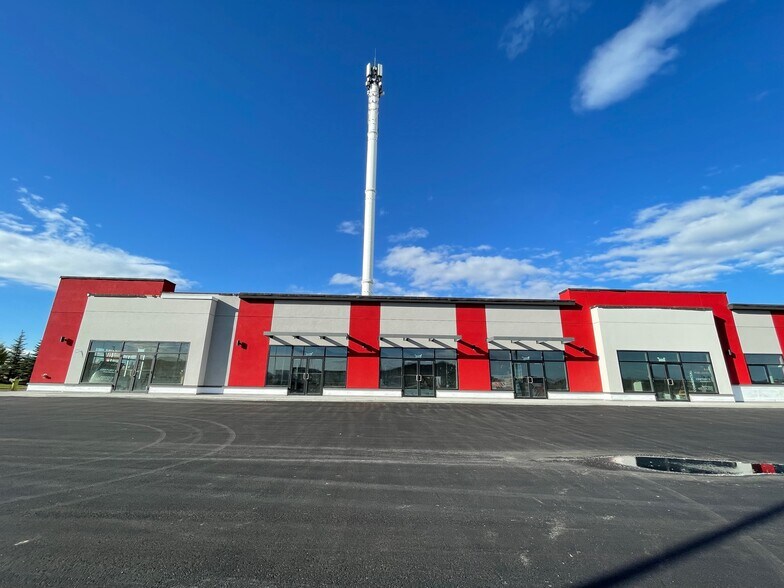 More Photos Of 2974 Main St SE, Airdrie General Retail For Lease