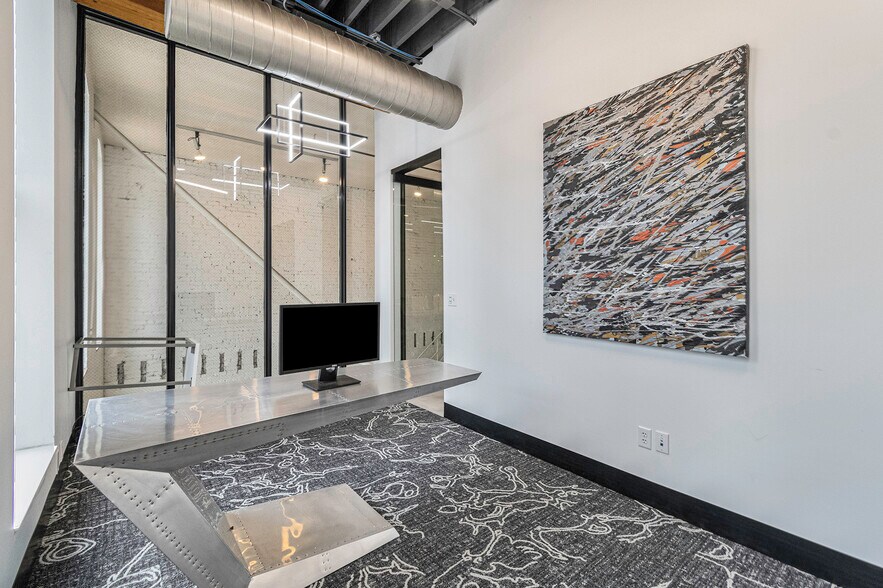 More Photos Of 1209 Harney St, Omaha Office Residential For Sale