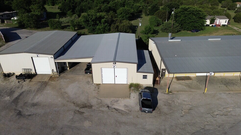More Photos Of 105 Sunset Acres Ct, Granbury Industrial For Lease