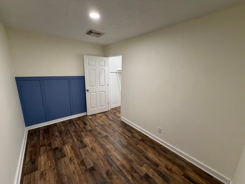 More Photos Of 831 FM 2917 Rd, Alvin Religious Facility For Sale