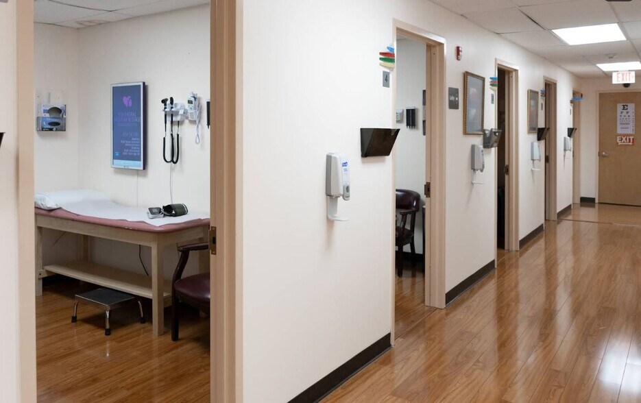 More Photos Of 5600-14 Chestnut St, Philadelphia Freestanding For Sale