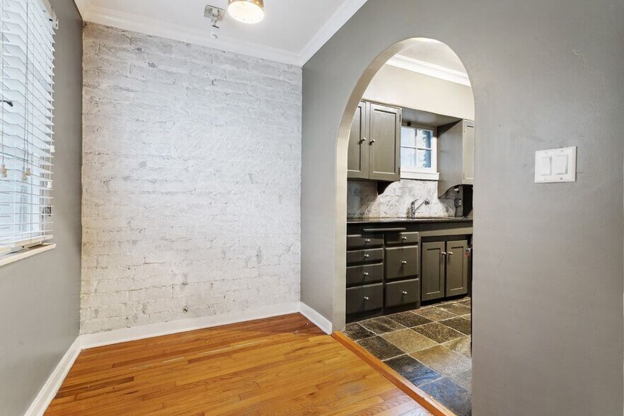 More Photos Of 1511 12th St, Santa Monica Multifamily For Sale