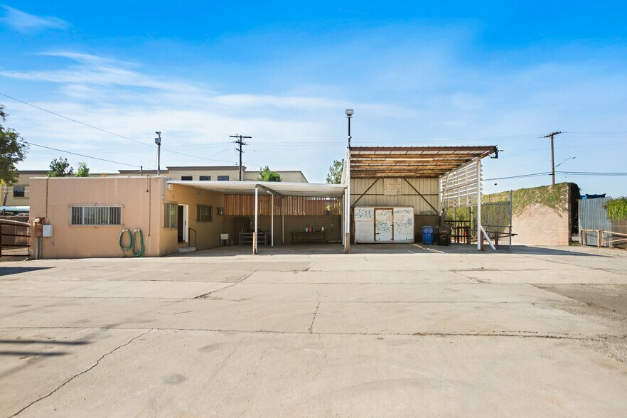 More Photos Of 7757 Jackson St, Paramount Land For Lease