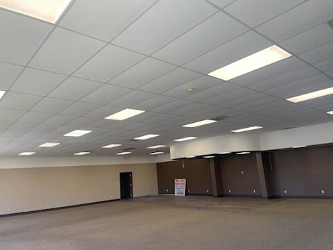 More Photos Of 1407 E Stone Dr, Kingsport Freestanding For Lease