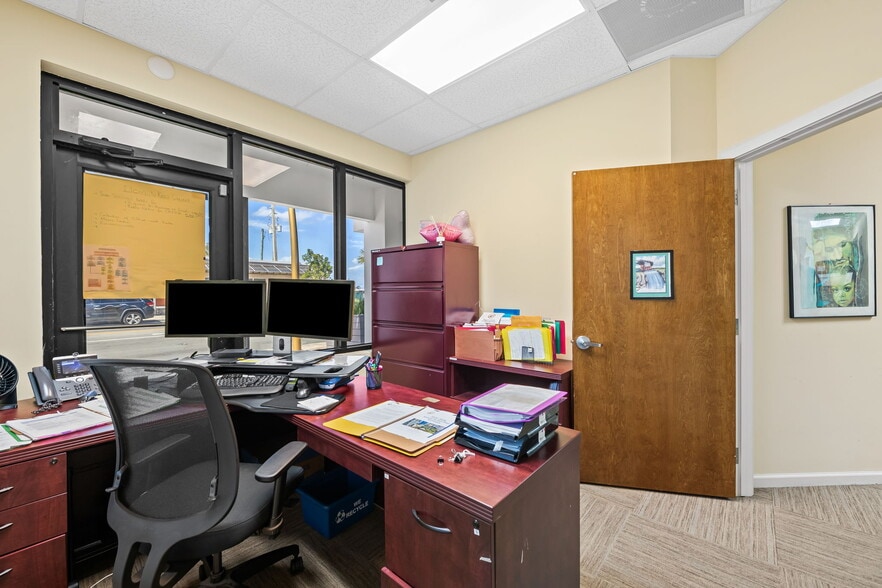 More Photos Of 914 NW 6th St, Fort Lauderdale Loft Creative Space For Lease