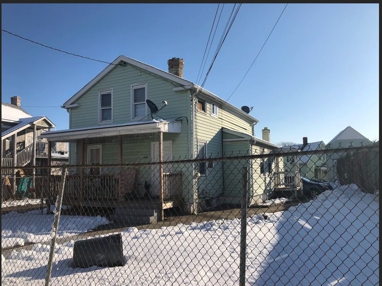 More Photos Of 122 S Main St, Norwalk Apartments For Sale