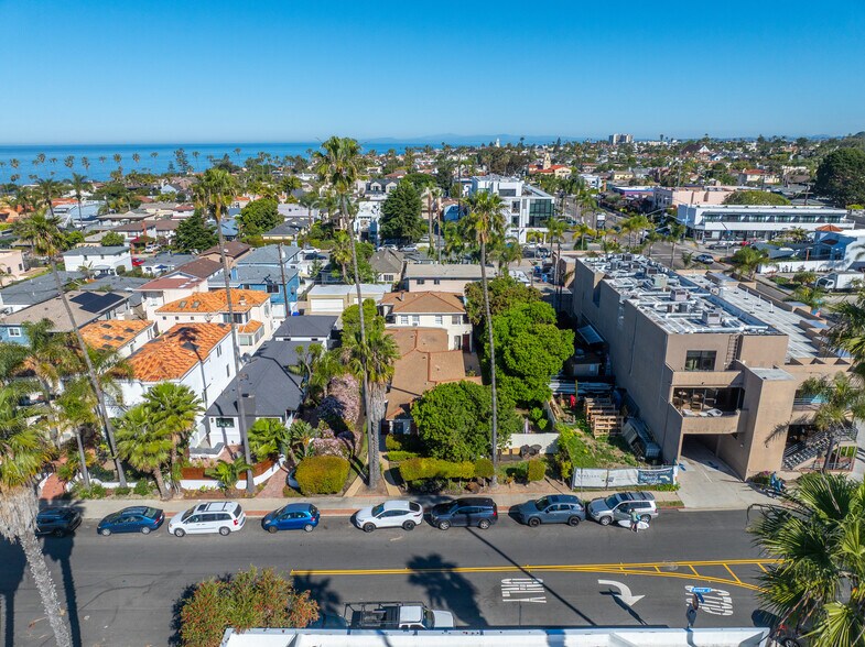 More Photos Of 440-446 Bonair St, La Jolla Apartments For Sale