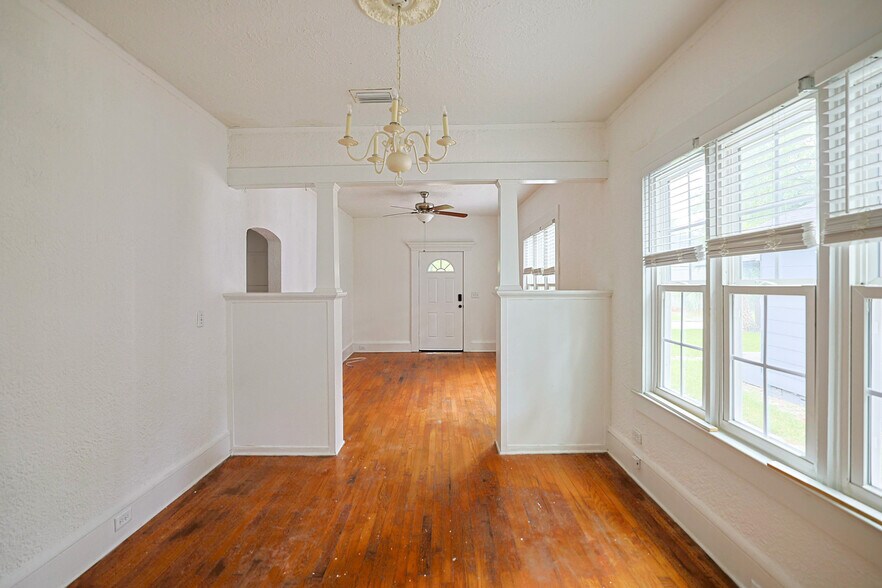 More Photos Of 1525 Larue Ave, Jacksonville Apartments For Sale