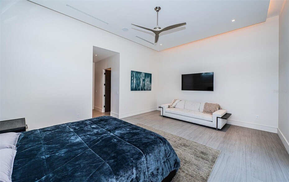 More Photos Of 18725 Jiretz Rd, Odessa Flex For Sale