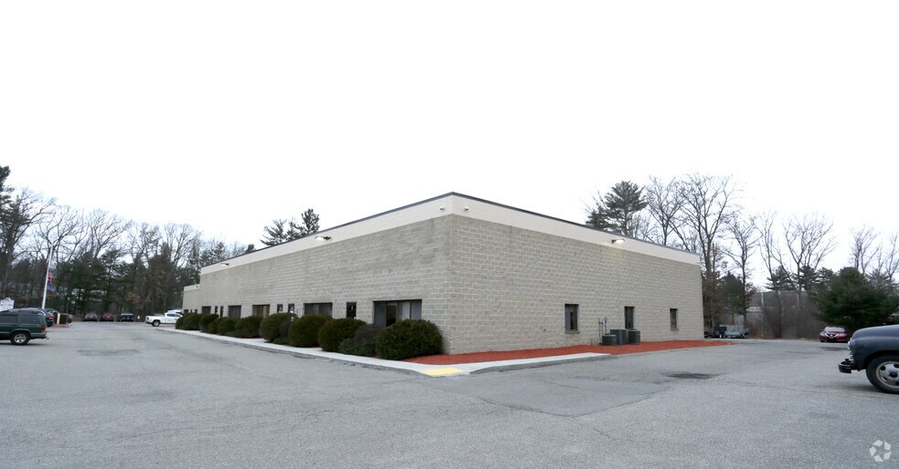Primary Photo Of 40 Lowell Rd, Salem Light Distribution For Lease