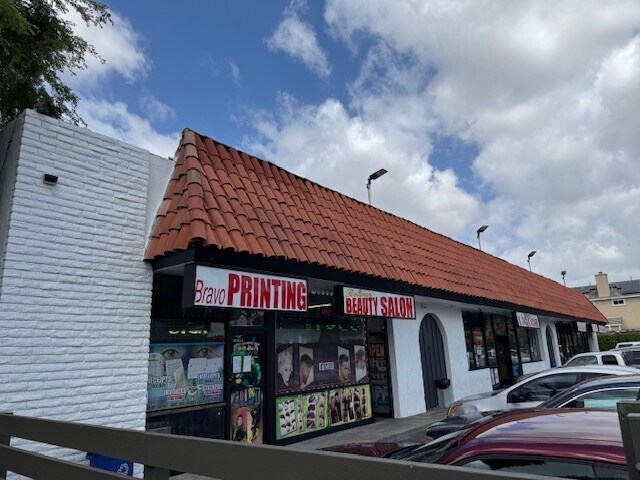 More Photos Of 2730-2738 N Bristol St, Santa Ana Unknown For Lease