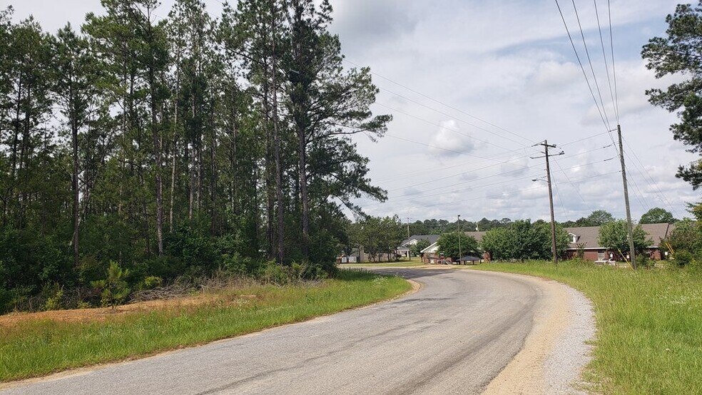 More Photos Of 300 N Industrial Park Dr, Liberty Land For Sale