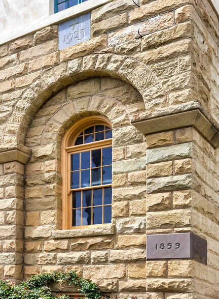 More Photos Of 2300 Garden St, Santa Barbara Schools For Sale