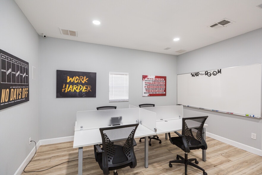 More Photos Of 7231 Little Rd, New Port Richey Office For Lease