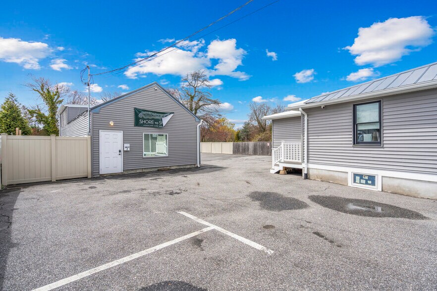 More Photos Of 1400 Montauk Hwy, Oakdale Storefront Retail Office For Sale