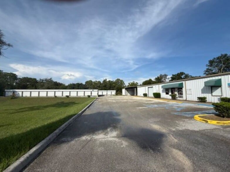 More Photos Of 1424 N Gulf Ave, Crystal River Self Storage For Sale