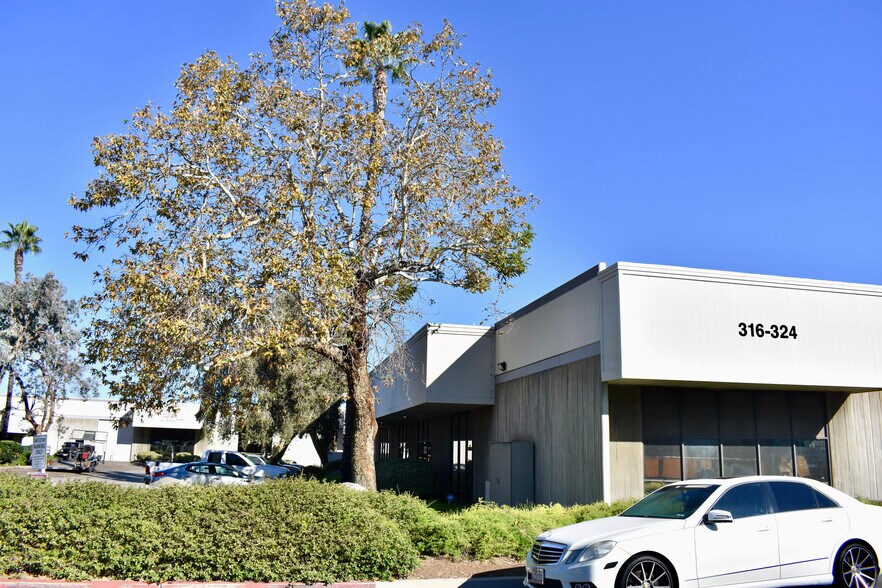More Photos Of 316-392 Coogan Way, El Cajon Unknown For Lease