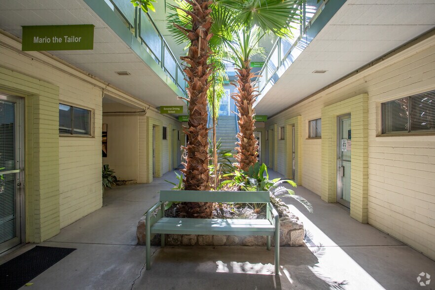 More Photos Of 2030 E Broadway Blvd, Tucson Office For Sale