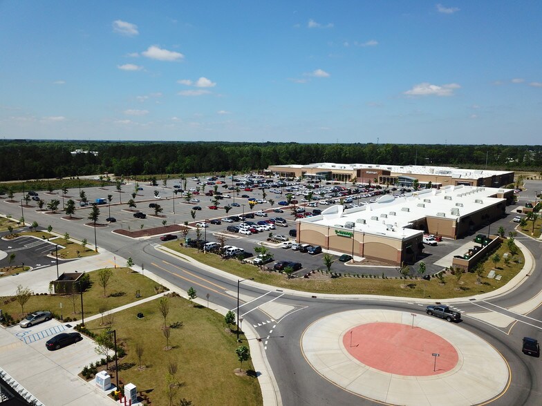 More Photos Of 2800 Gillespie St, Fayetteville General Retail For Sale