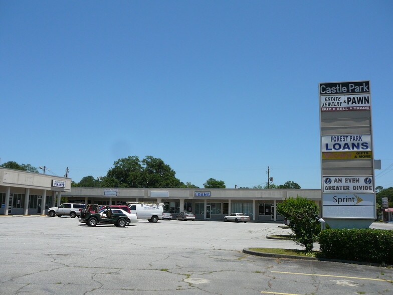 More Photos Of 2027-2035 N Ashley St, Valdosta Storefront Retail Office For Lease