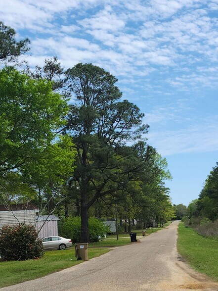 More Photos Of 4915 US Highway 80, Selma Manufactured Housing Mobile Home Park For Sale