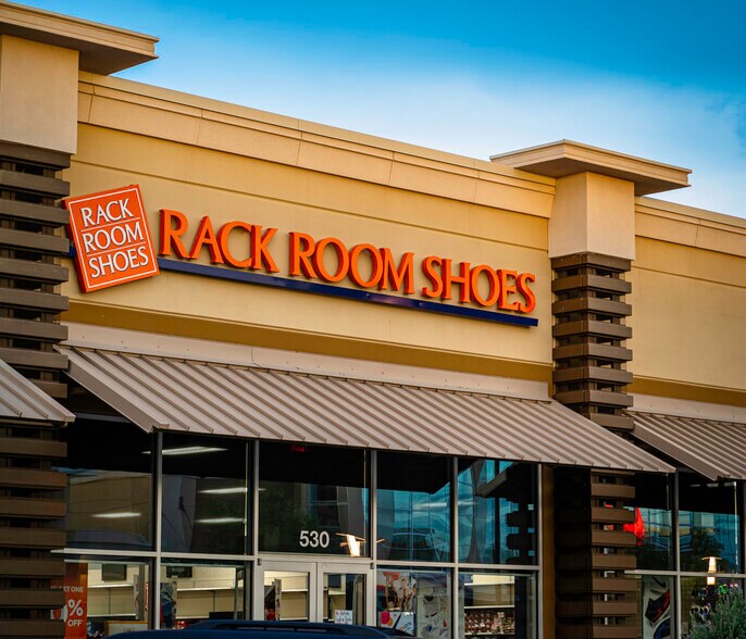 More Photos Of 2910 W Loop 289, Lubbock Unknown For Lease