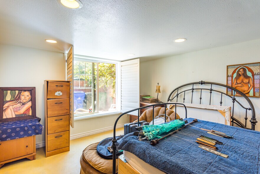 More Photos Of 3916 Oregon St, San Diego Office Residential For Sale