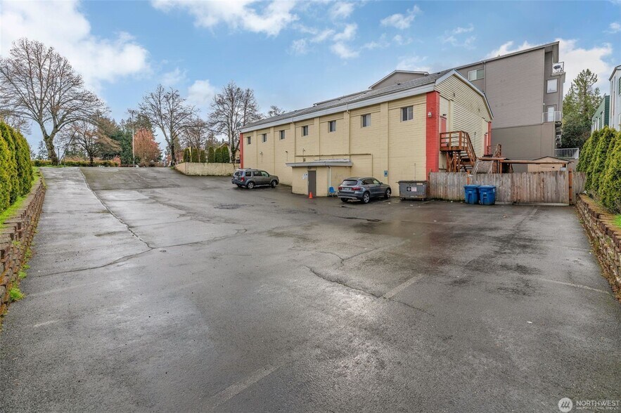 More Photos Of 12327 15th Ave NE, Seattle Religious Facility For Sale