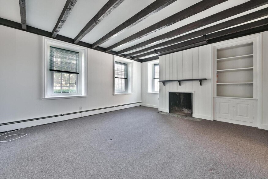 More Photos Of 808 Bethlehem Pike, Glenside Office For Sale