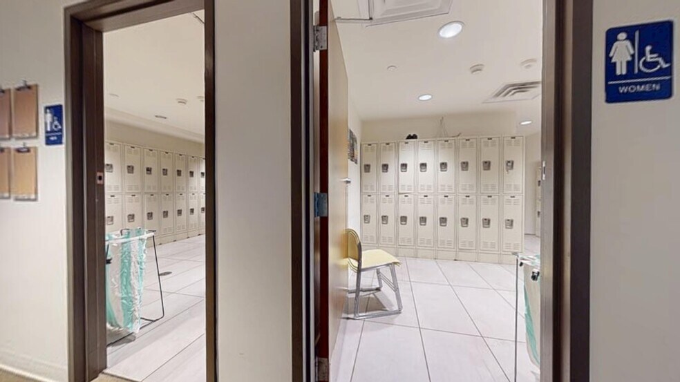 More Photos Of 235 S Cayuga St, Ithaca Specialty For Lease