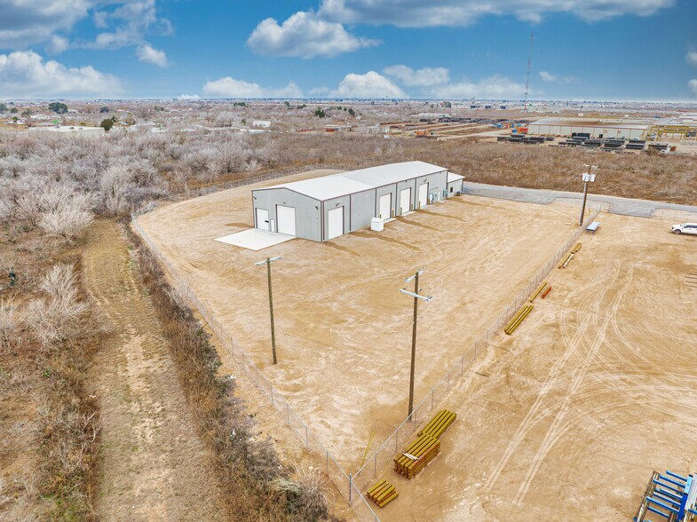 More Photos Of 3017 W County Road 115, Midland Warehouse For Lease