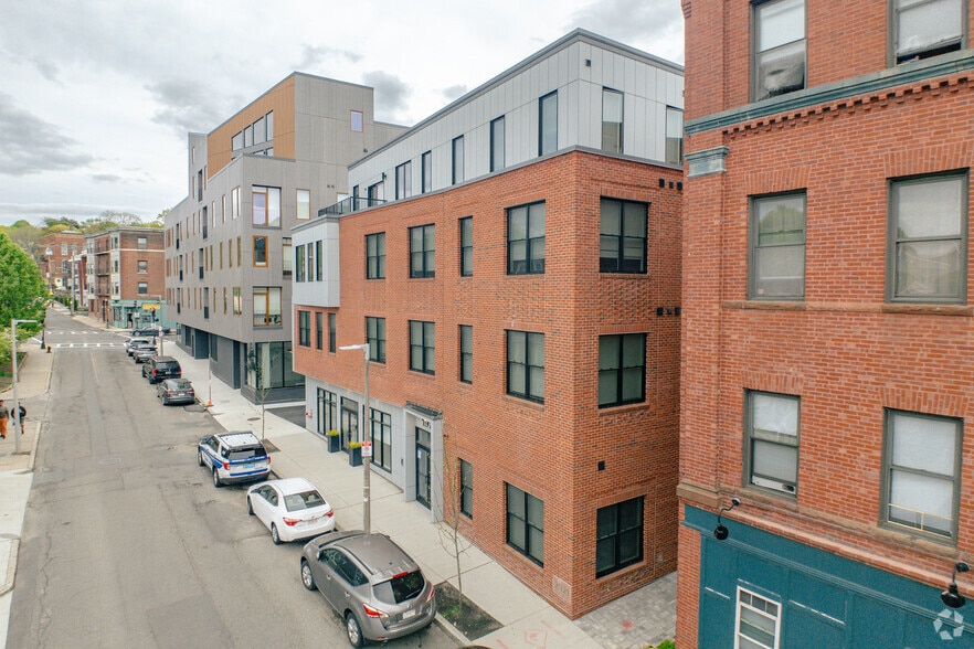 Primary Photo Of 197 Green St, Jamaica Plain Apartments For Sale