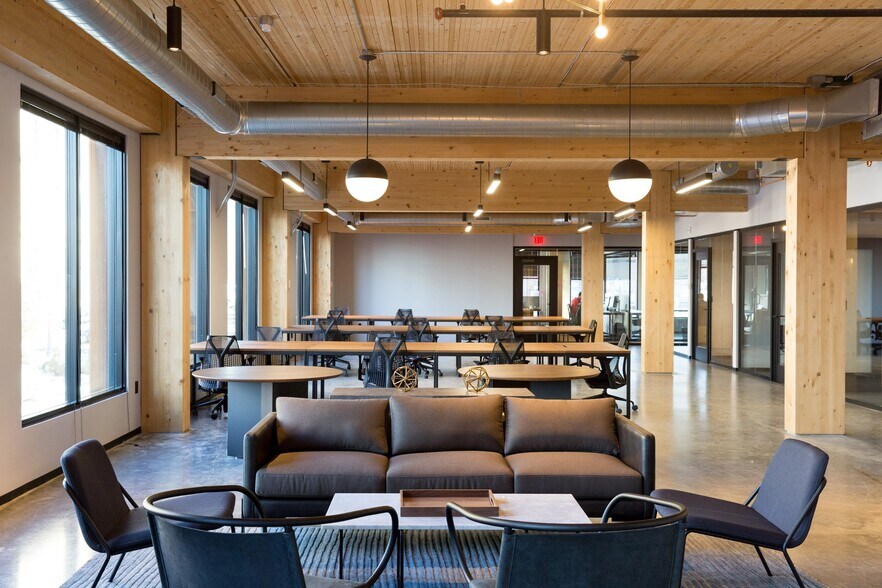 More Photos Of 323 Washington Ave N, Minneapolis Loft Creative Space For Lease