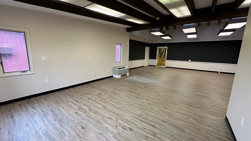 More Photos Of 3005 Brodhead Rd, Bethlehem Office For Sale
