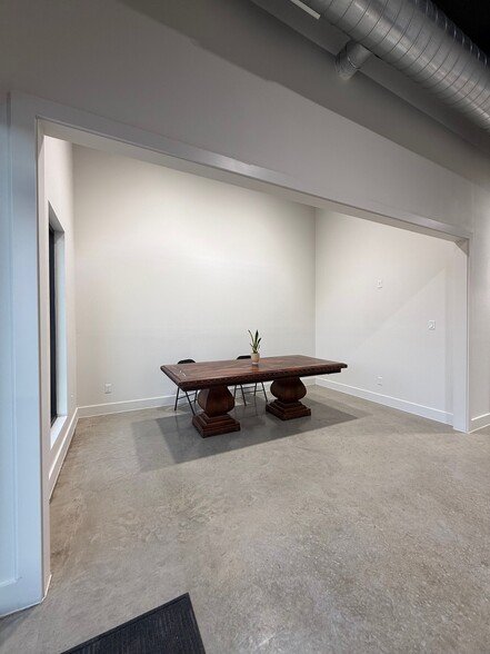 More Photos Of 3825 Quanah Hill Rd, Weatherford Light Distribution For Lease