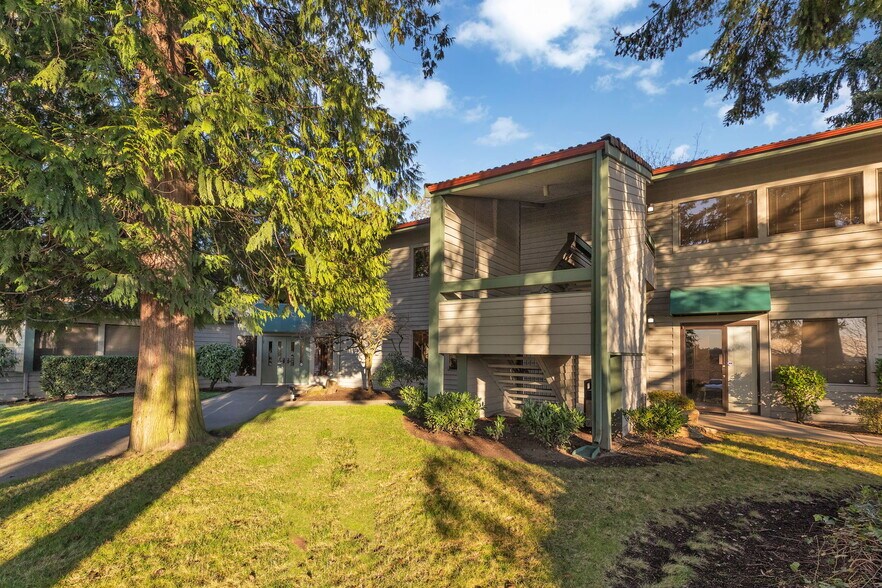 More Photos Of 34004 16th Ave S, Federal Way Office For Lease