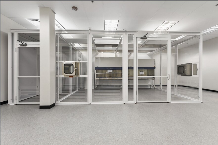 More Photos Of 100 Tradecenter Dr, Woburn Medical For Lease