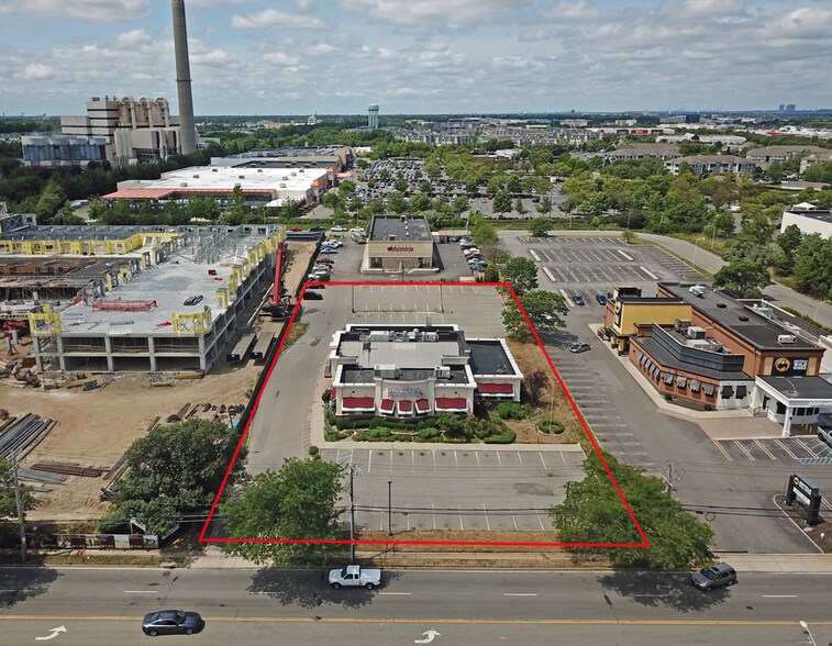 More Photos Of 725 Merrick Ave, Westbury Restaurant For Lease