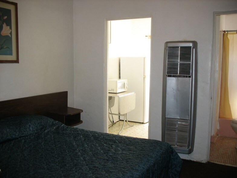 More Photos Of 1627 SE Stephens St, Roseburg Hotel For Sale