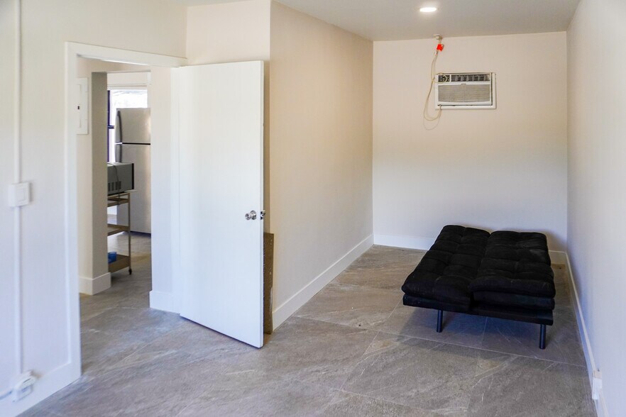 More Photos Of 413 S Ocean Blvd, Pompano Beach Apartments For Sale