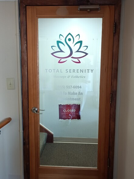 More Photos Of 4921 E State St, Rockford Office For Sale