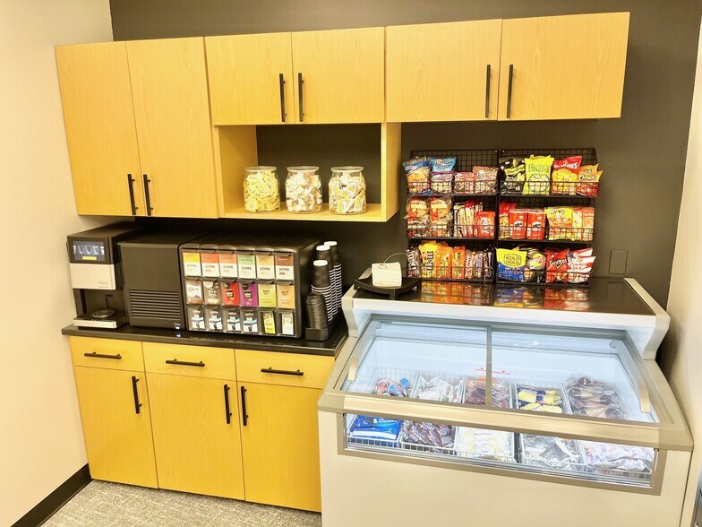 More Photos Of 501 Technology Dr, Canonsburg Office For Lease