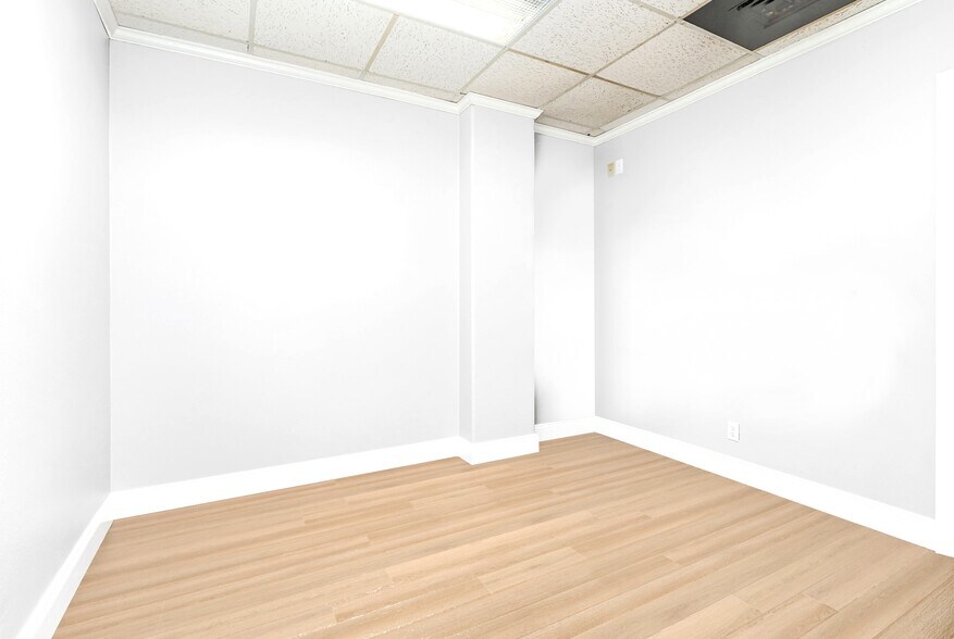 More Photos Of 1980 N Atlantic Ave, Cocoa Beach Medical For Lease