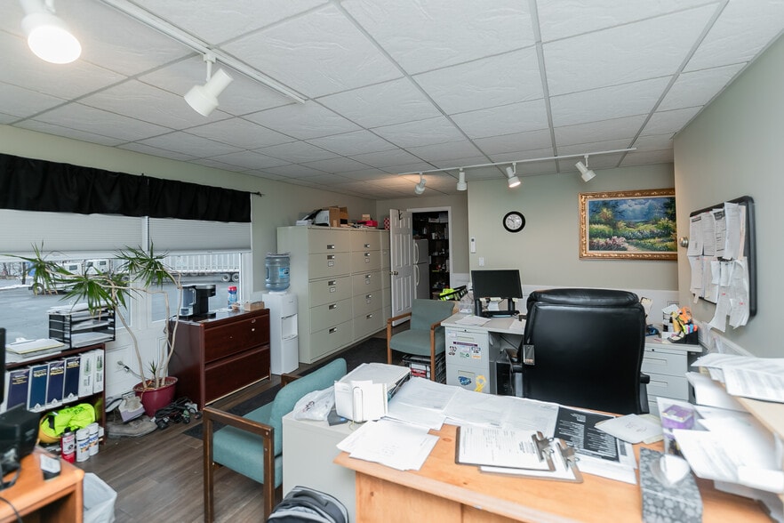 More Photos Of 56 US 46 Hwy, Columbia Distribution For Lease