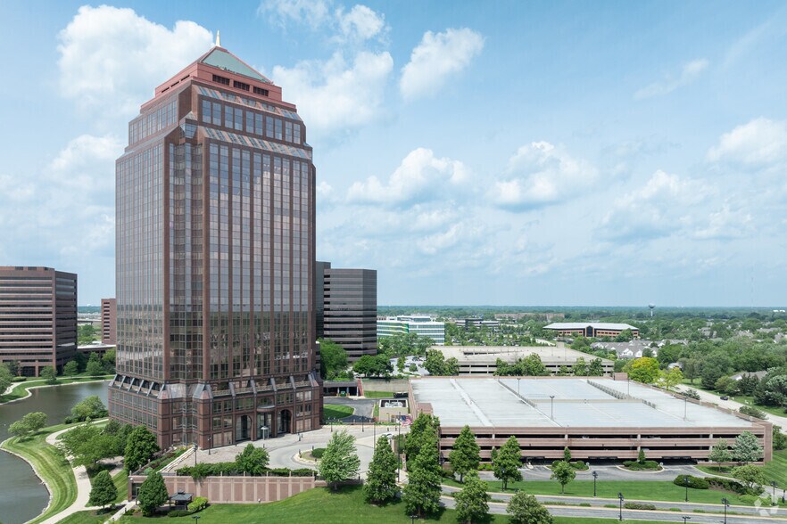 More Photos Of 2 Pierce Pl, Itasca Office For Sale