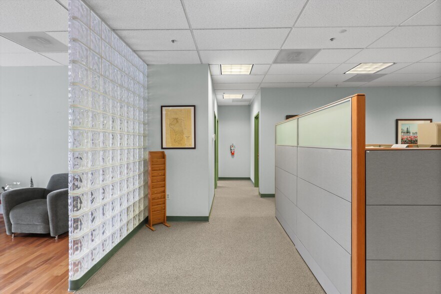 More Photos Of 339 Buschs Frontage Rd, Annapolis Medical For Sale